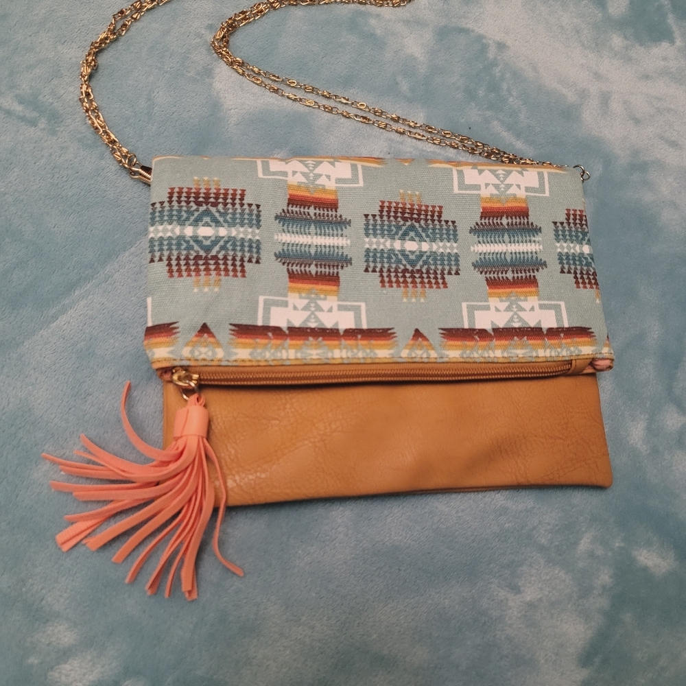 Super cute never used zip Aztec messenger bag
